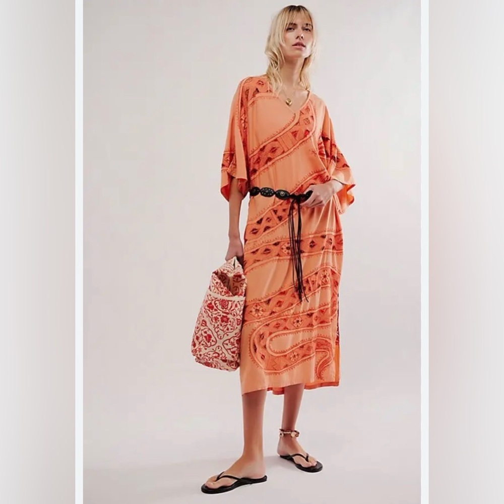 Jen’s Pirate Booty | Commune Kaftan in Clay
